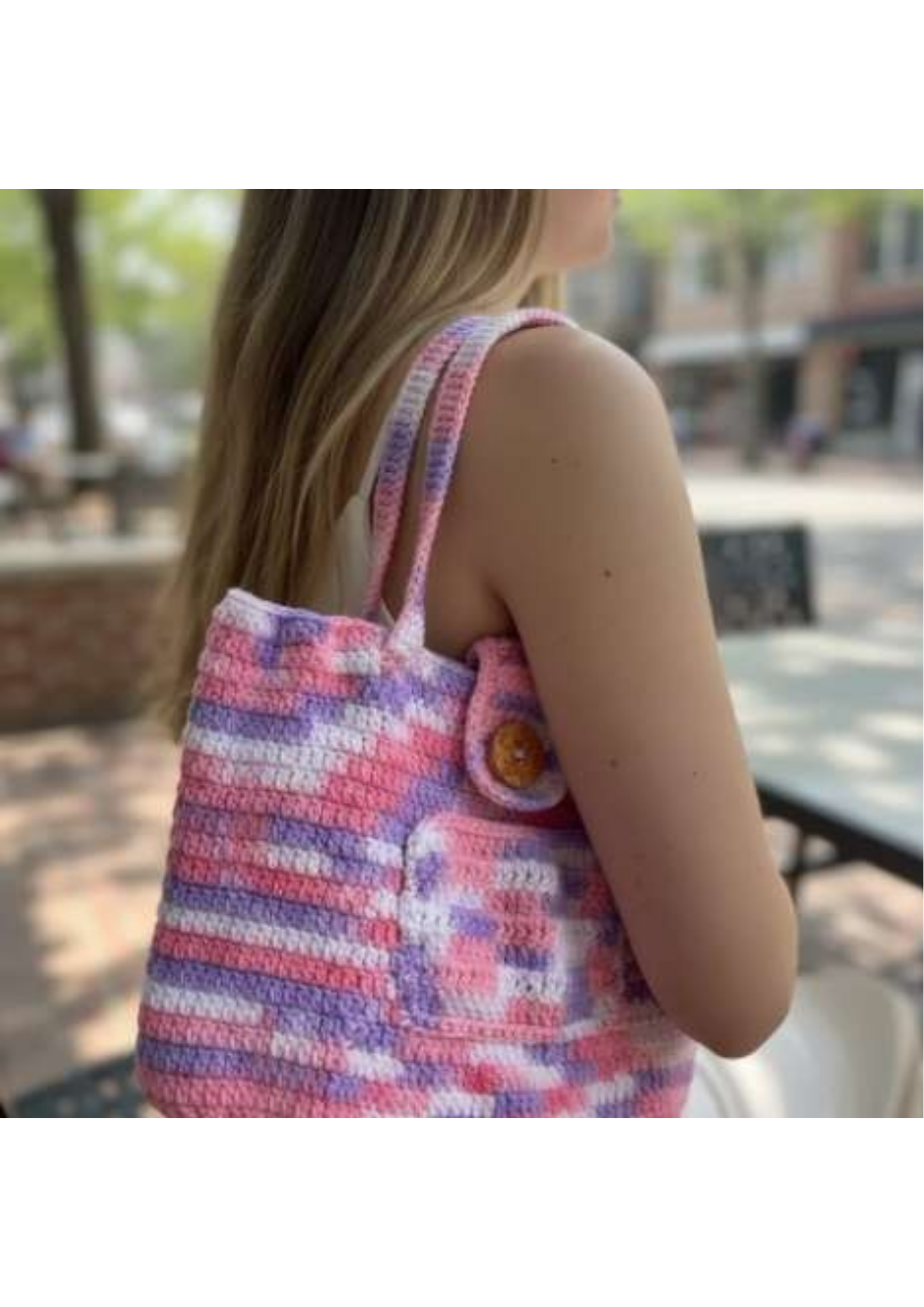 Pastel knit shoulder bag