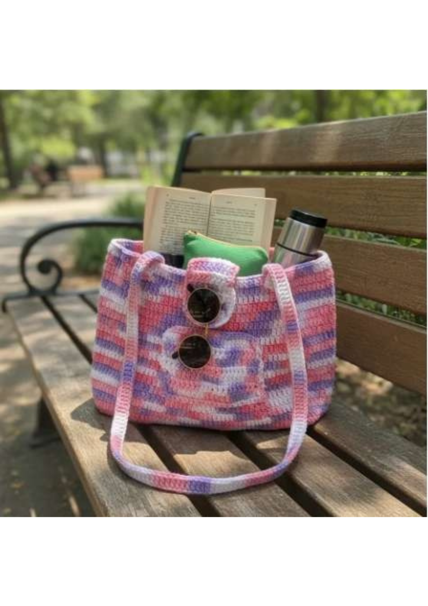 Pastel knit shoulder bag