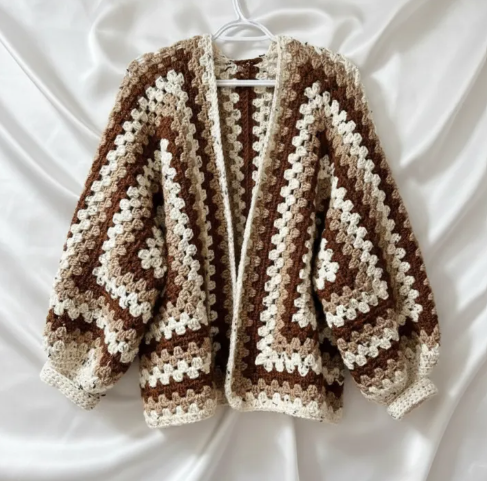 The Cocoa Granny Cardigan (Handmade Crochet Oversized Cardigan) – Cocoa Granny Cardigan In Pakistan