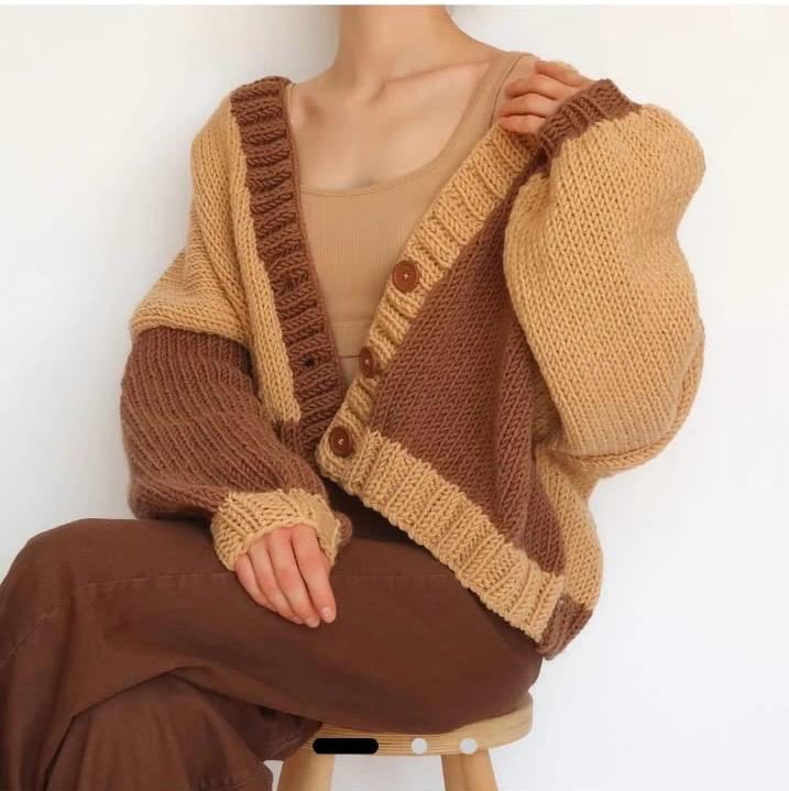 Chunky Knit Two-Tone Cardigan - Brown & Camel Oversized Cropped Sweater